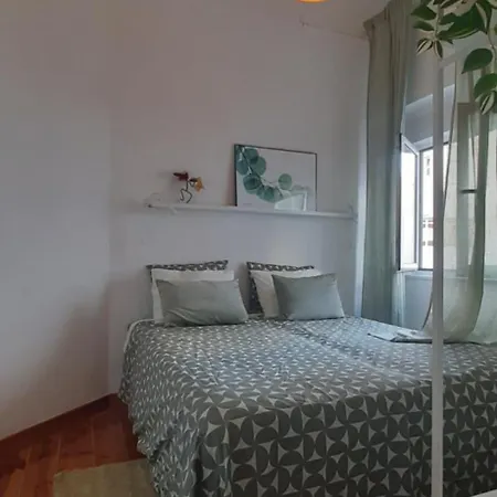 Costa Caparica 4p Near Lisbon